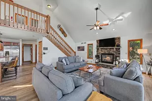 101 Tennyson Cir, Albrightsville, PA 18210 - Photo 9
