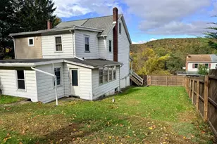 207 Yard St, Nesquehoning, PA 18240 - Photo 9