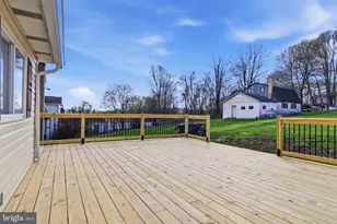 85 Allegheny St, Schwenksville, PA 16833 - Photo 29