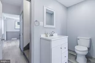 85 Allegheny St, Schwenksville, PA 16833 - Photo 21