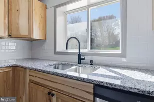 85 Allegheny St, Schwenksville, PA 16833 - Photo 11