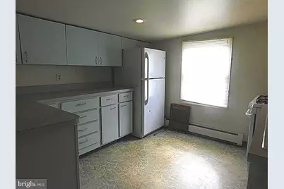 137 W Lancaster Avenue, Downingtown, PA 19335 - Photo 7