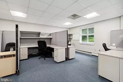 990 Pottstown Pike, Chester Springs, PA 19425 - Photo 5