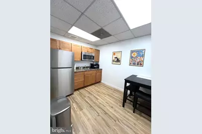 1242 W West Chester Pike #SECOND FLOOR, West Chester, PA 19382 - Photo 7