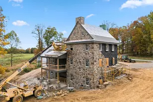 87 Brownstone Ln, Elverson, PA 19520 - Photo 3