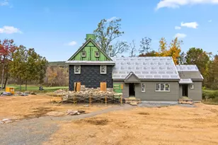 87 Brownstone Ln, Elverson, PA 19520 - Photo 1