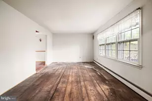 891 Brown Dr, Spring City, PA 19475 - Photo 7