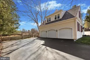 15 Eastgate Dr, Phoenixville, PA 19460 - Photo 23