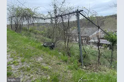 545 S 1st Avenue, Coatesville, PA 19320 - Photo 3