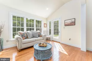 975 S Waterloo Rd, Devon, PA 19333 - Photo 25