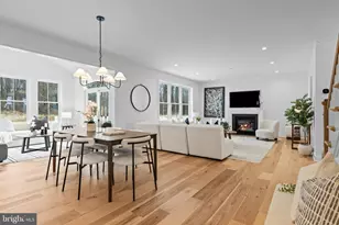 151 Lexington Mnr, Glenmoore, PA 19343 - Photo 7