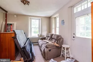 1112 W Bridge St, Spring City, PA 19475 - Photo 23