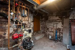 1112 W Bridge St, Spring City, PA 19475 - Photo 31