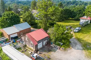 1112 W Bridge St, Spring City, PA 19475 - Photo 33