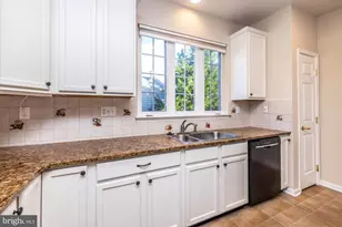 209 Kendig Ln, Coatesville, PA 19320 - Photo 7