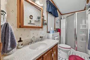 885 Cypress Ave, Spring City, PA 19475 - Photo 15