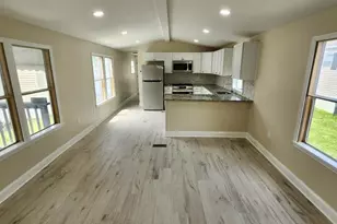 885 Buttonwood Ave, Spring City, PA 19475 - Photo 7