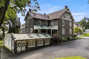 28 W Main St, Elverson, PA 19520 - Photo 3