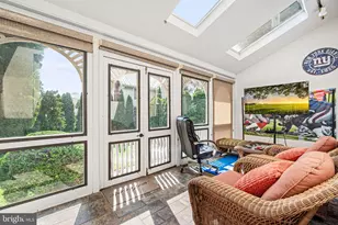 28 W Main St, Elverson, PA 19520 - Photo 11