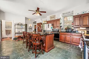 28 W Main St, Elverson, PA 19520 - Photo 5