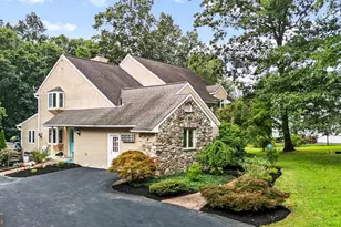 12 Wagner Ln, Coatesville, PA 19320 - Photo 3