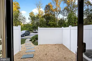 567 Summit House, West Chester, PA 19382 - Photo 3