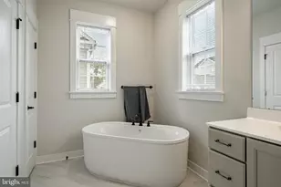 155 Lotus Ln, Malvern, PA 19355 - Photo 29