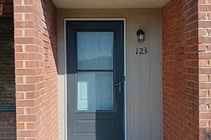 123 Caernarvon Ct, Exton, PA 19341 - Photo 3