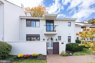 9 Avignon #9, Devon, PA 19333 - Photo 3