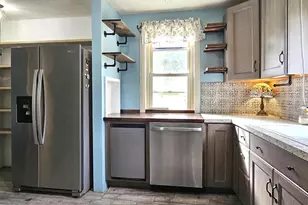 683 N Manor Rd, Elverson, PA 19520 - Photo 3