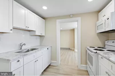 264 Walnut Street, Phoenixville, PA 19460 - Photo 7