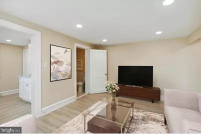 264 Walnut Street, Phoenixville, PA 19460 - Photo 3