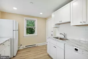 264 Walnut St, Phoenixville, PA 19460 - Photo 5