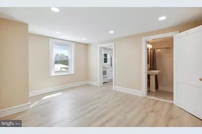 264 Walnut Street, Phoenixville, PA 19460 - Photo 9