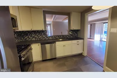 202 Mountainview Drive #202, Chesterbrook, PA 19087 - Photo 9