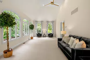 452 Springview Ln, Phoenixville, PA 19460 - Photo 11