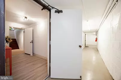 2 Ile Dhuyere #2, Devon, PA 19333 - Photo 35