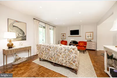 2 Ile Dhuyere #2, Devon, PA 19333 - Photo 7