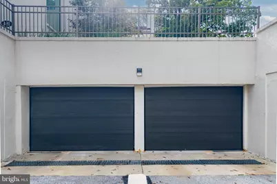 2 Ile Dhuyere #2, Devon, PA 19333 - Photo 37