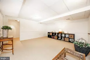 2 Ile Dhuyere, Devon, PA 19333 - Photo 31