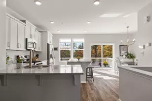 350 Dawson Pl, Downingtown, PA 19335 - Photo 5