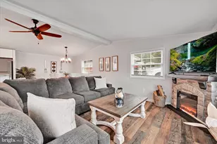 13 Forsynthia Ln, Glenmoore, PA 19343 - Photo 5