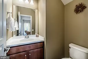 297 N Caldwell Cir, Downingtown, PA 19335 - Photo 13