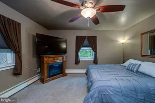 100 Warwick Rd, Elverson, PA 19520 - Photo 15