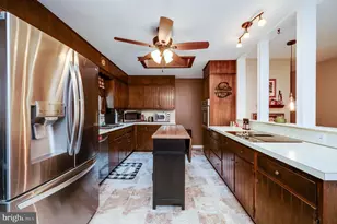 100 Warwick Rd, Elverson, PA 19520 - Photo 11