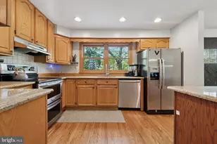 808 Berwyn Baptist Rd, Devon, PA 19333 - Photo 9