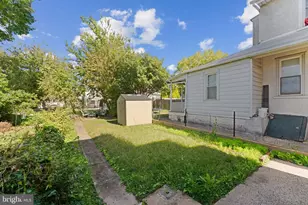 345 Hall St, Phoenixville, PA 19460 - Photo 27