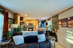 13 2nd St, Phoenixville, PA 19460 - Photo 5