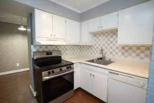 573 Summit House, West Chester, PA 19382 - Photo 9