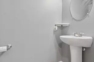 215 Kennedy Dr, Coatesville, PA 19320 - Photo 3